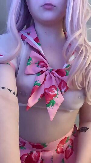 strawberry titty drop 🍓