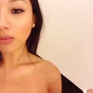 Alina Li smoking hot