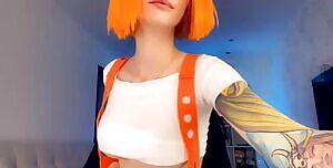 Leeloo Tits