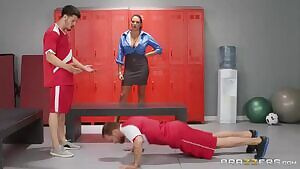 Missy Martinez Bimbo Latina Coach