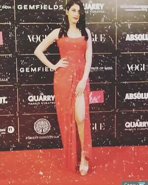 Beauty Warina Hussain