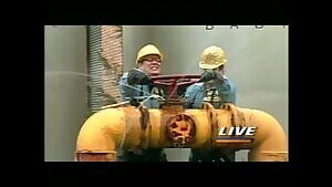 Can you believe that they cut out such crucial amounts of plot out of scary movie 3?