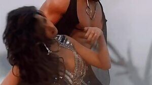 Shraddha Kapoor hot in 